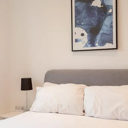 Cosy 1 Bedroom In With Wifi *