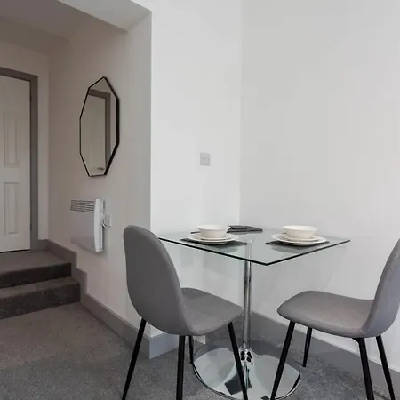 Cosy 1 Bedroom In With Wifi Leeds (West Yorkshire)